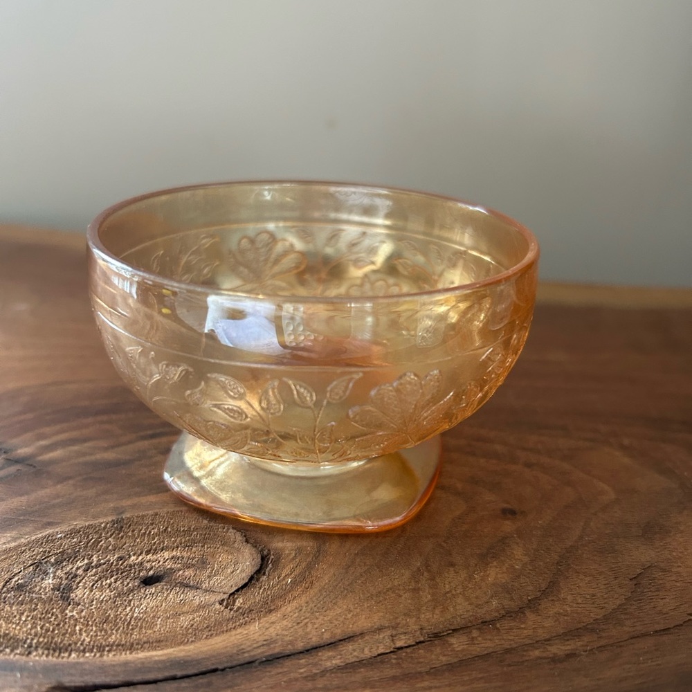 Vintage Marigold Jeanette Glass Floragold Square Footed 3.75” Sherbert Bowl